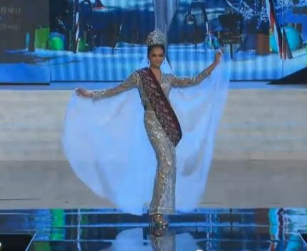 Miss Philippines Janine Tugonon National Costume (video) 