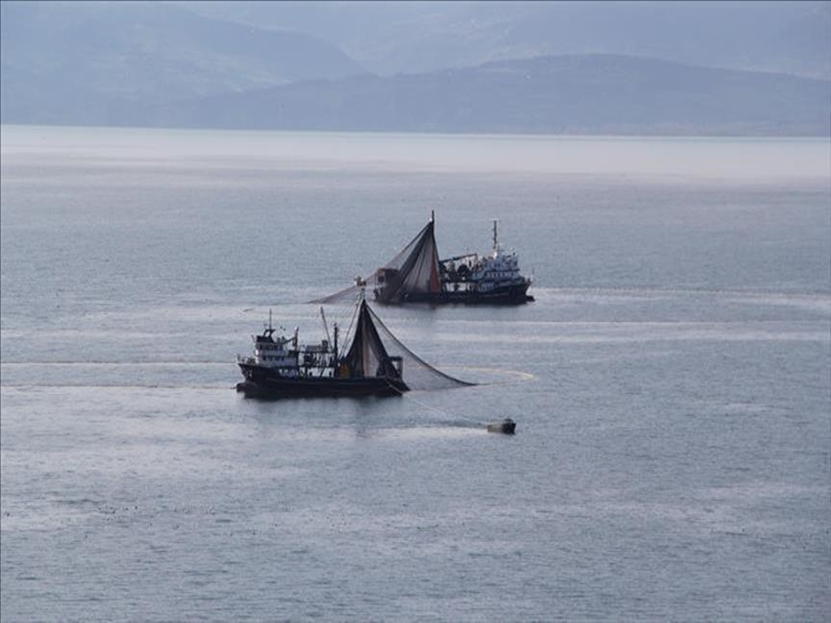 17 Vietnamese Fishermen