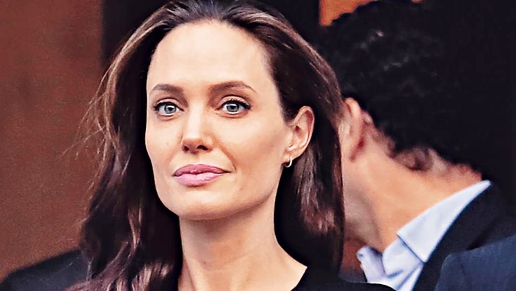 Angelina Jolie On After Split With Brad Pitt Its Just Been The Hardest Time