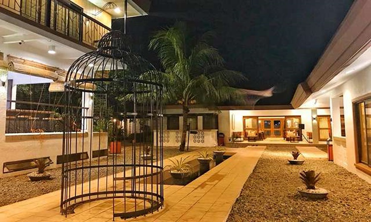 Robin Da Roza Resort