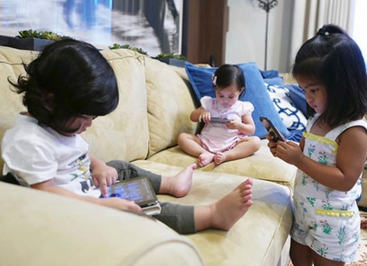 Seve, Lucia Martine, Isabella