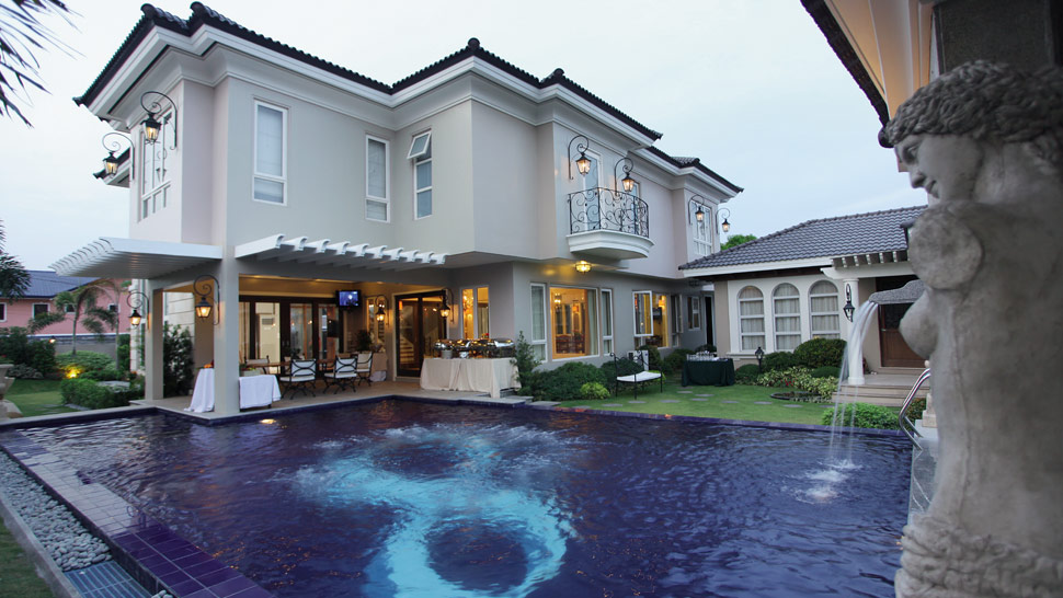 john lloyd real living