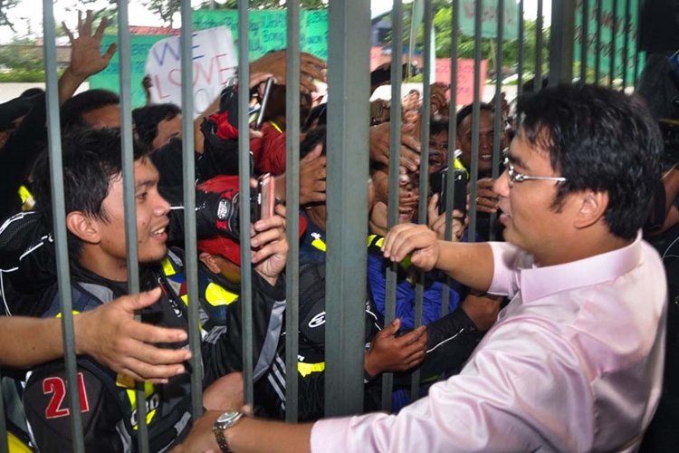 Bong Revilla