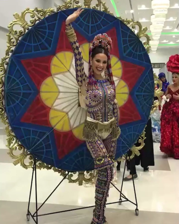 catriona gray traditional costume