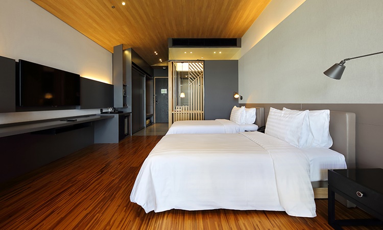 Midori Hotel