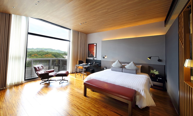 Midori Hotel