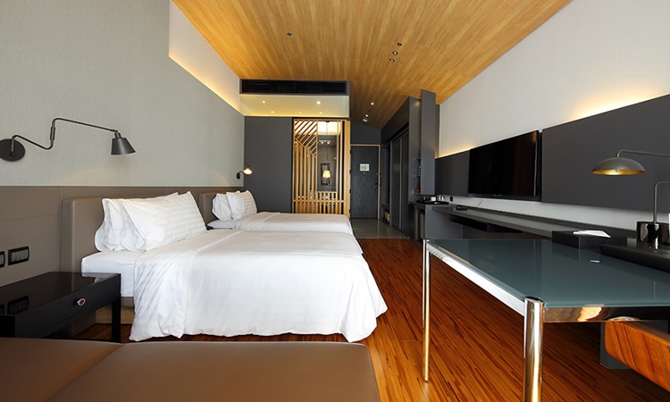 Midori Hotel