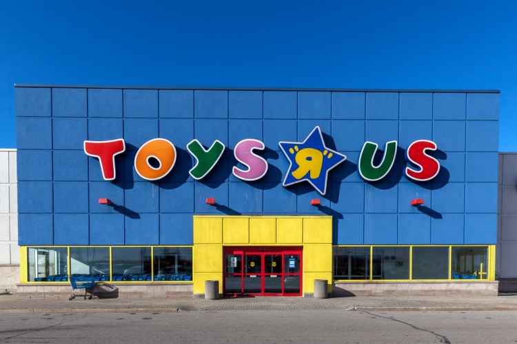 toys r us coming back 2019