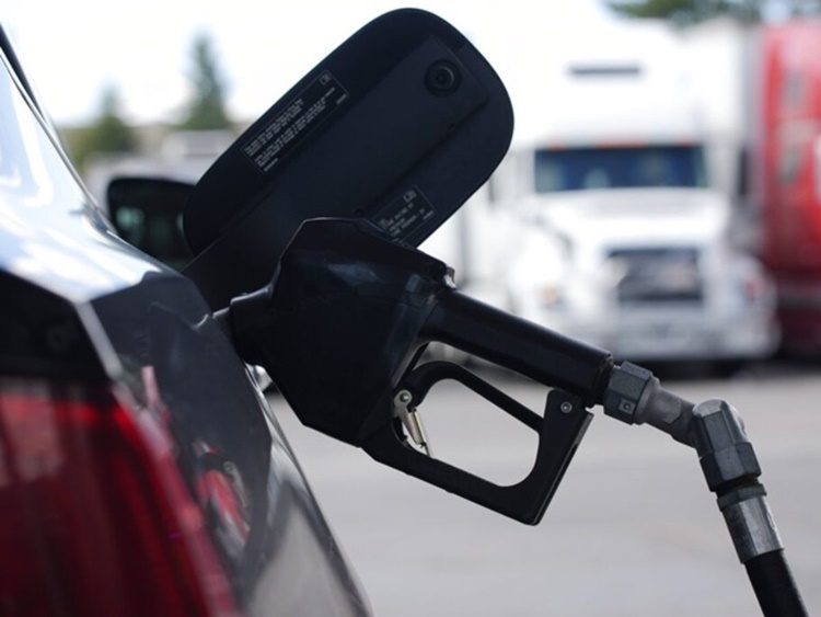 Gas Stations Announced Another Round Of Pump Price Rollback On Tuesday ...