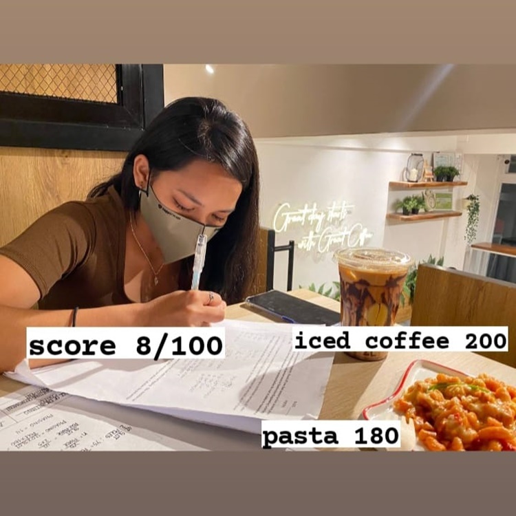 Lady Netizen