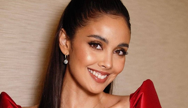 megan young