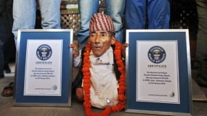 Nepalese Man Shortest in the world overthrows Junrey Balawing