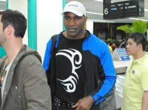 Evander Holyfield manila