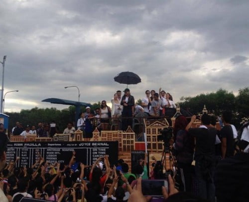 Robin Padilla for 10,000 Hours