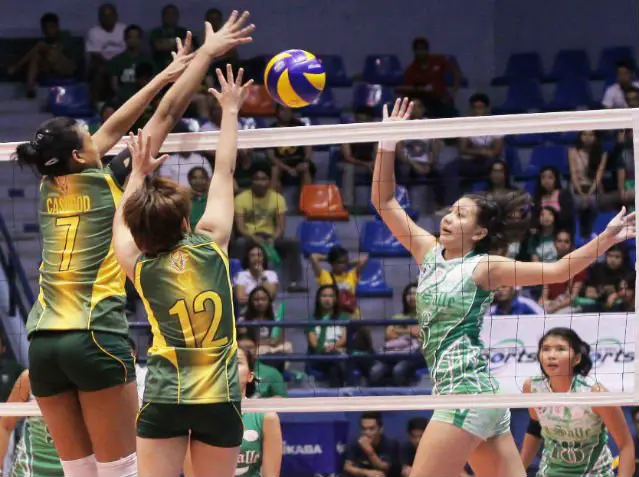 La Salle Beats FEU, Remains Unstoppable in Women's Volleyball | PhilNews