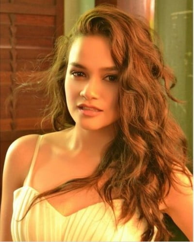 Yasmien Kurdi Cyst Operation