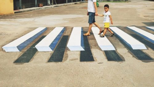 floating pedestrian lanes