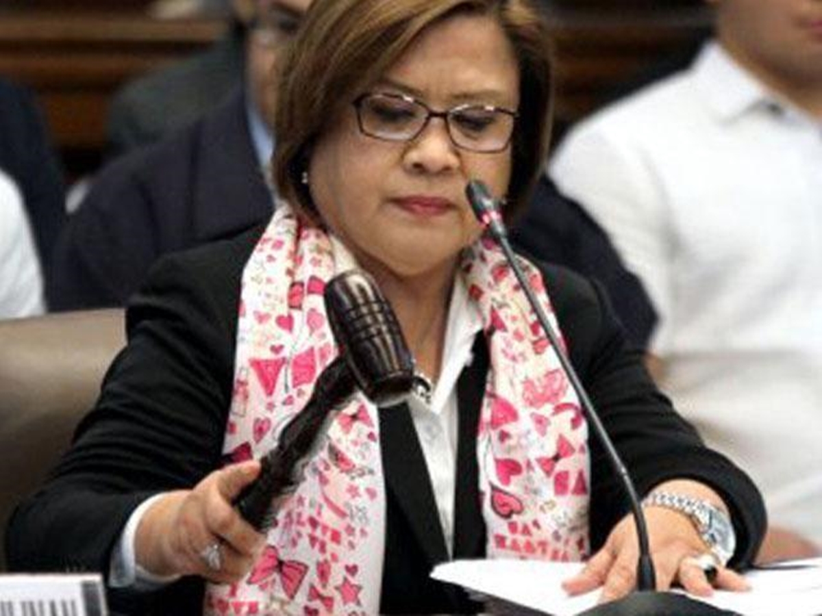 Senator Leila De Lima And Her Ex-driver Invited To A Hearing