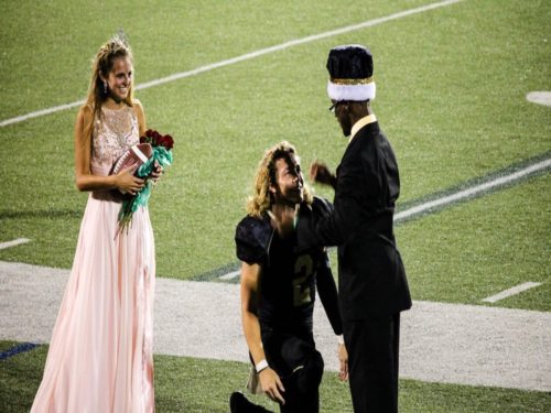 Talented Football Player Did A Heroic Thing To His Friend