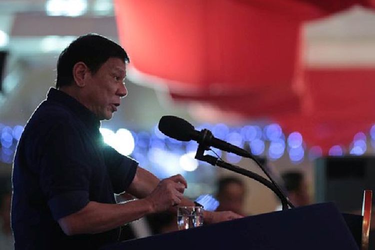 Duterte Accused Fil-am Widow Behind Alleged Efforts To Unseat Him
