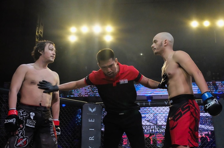 Fake: Baron and Kiko Fight Is Stage And Part Of A Documentary Film