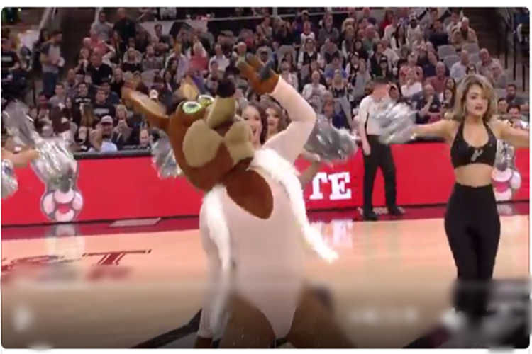 San Antonio Spurs Mascot Parodies Mariah Carey's Epic Performance
