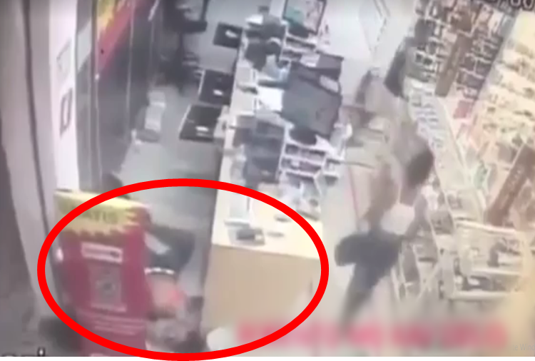 Hold-upper Suffers Heart Attack While Robbing A Store Caught On Video