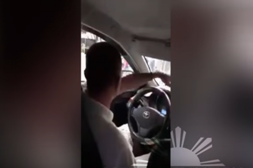 Arrogant Taxi Driver Arguing With His Passengers Caught On Video
