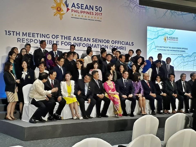 delegates gather