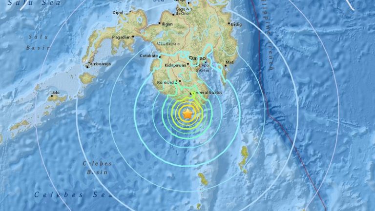 BREAKING NEWS! 7.2 Magnitude Quake Hits Davao Occidental