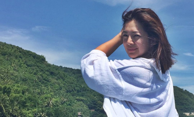 Look Alice Dixson Unbelievably Gorgeous Fit At 47