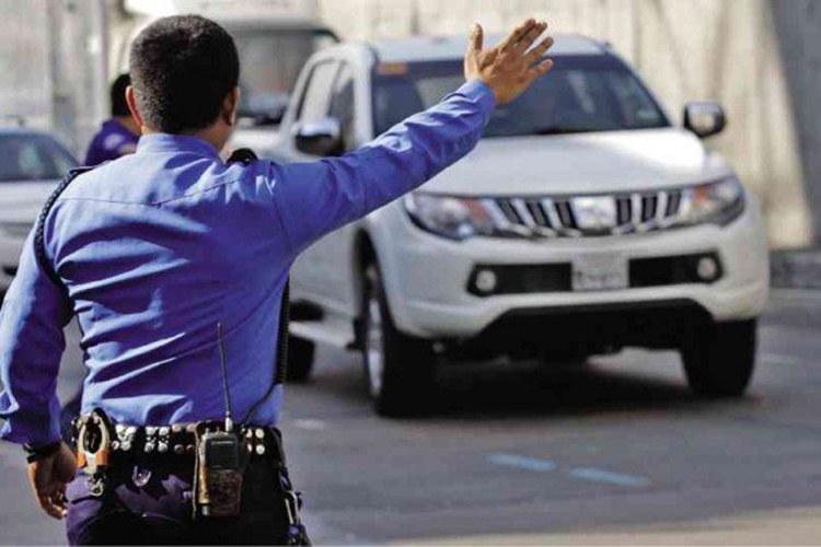 LTO 7 nabs 7 violators of new laws