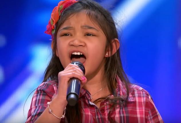 9-Year-Old Angelica Hale Gets Standing Ovation on 'America's Got Talent'