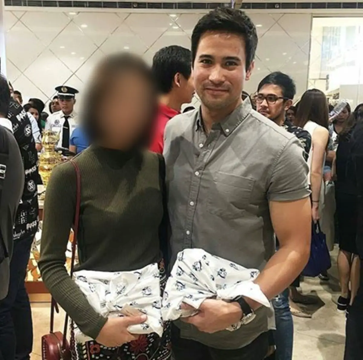 Sam Milby Finally Introduces His New Girlfriend To Public