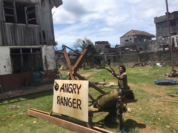 Angry Birds Slingshot