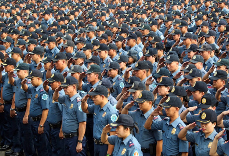 Around 200 Policemen Face Dismissal Over Allegedly Cheating On Entrance ...