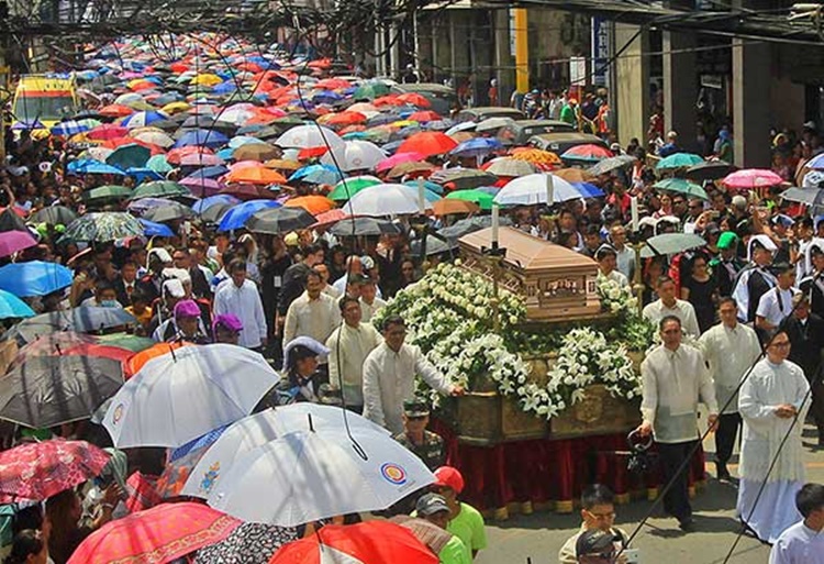 Thousands Of People Attends Cardinal Vidal’s Burial