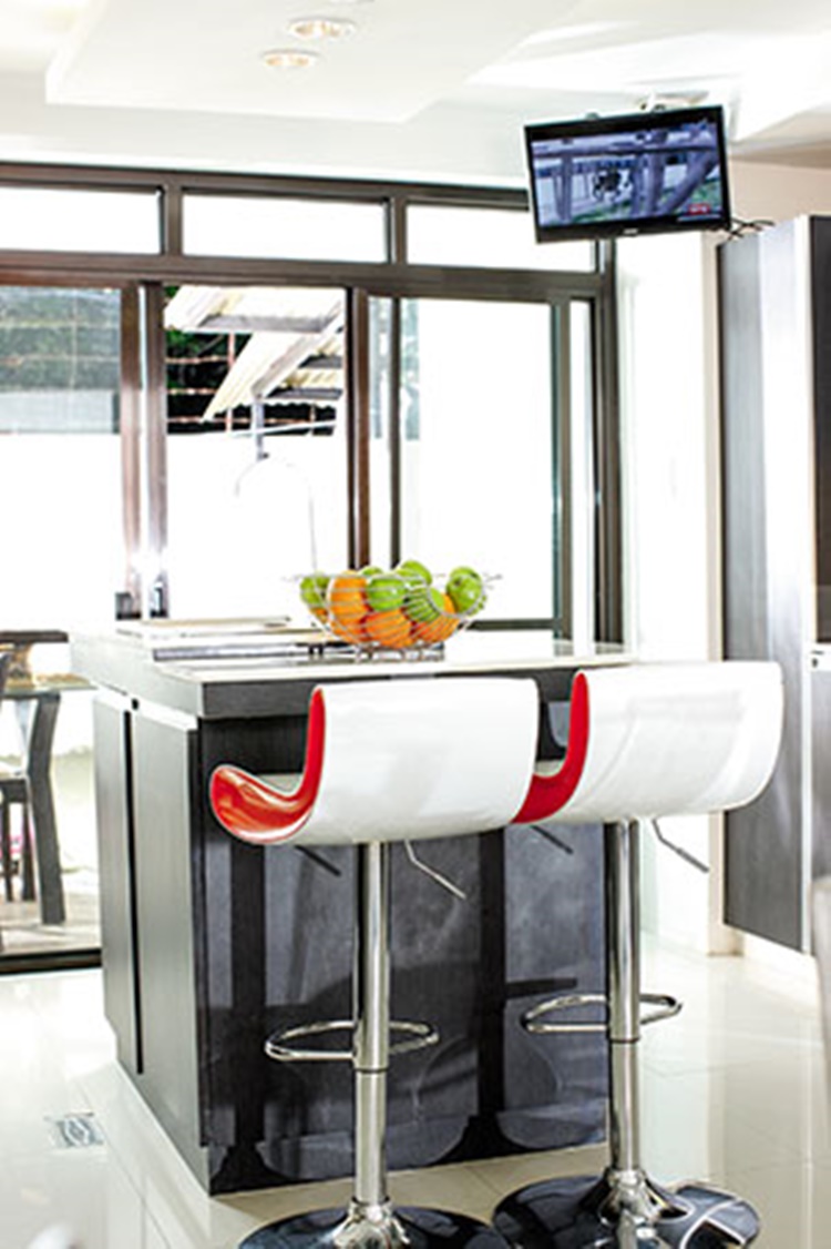 Ryzza Mae Dizon’s 3-Storey Townhouse