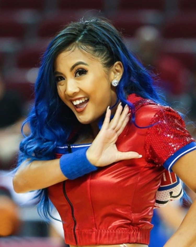 Young Filipina Cheerleader