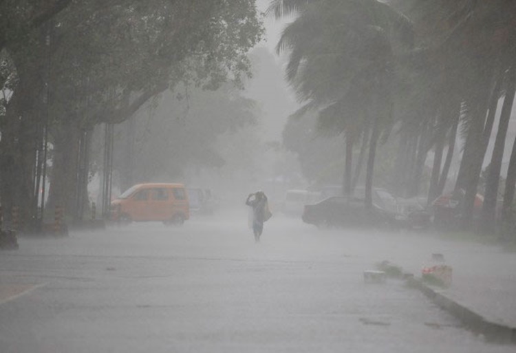 PAGASA Issues Heavy Rainfall Warning In Different Areas In PH