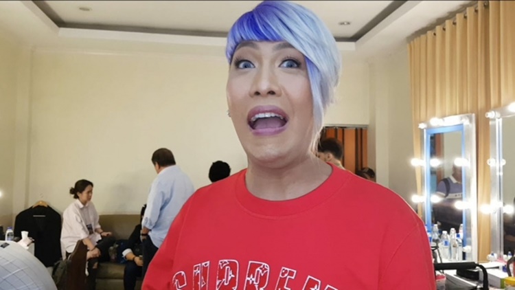 Netizen Calls Vice Ganda To Meet Young Fan Who Suffered Accident While Heading To His Show