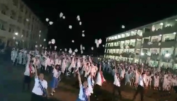 Viral Commencement Exercise