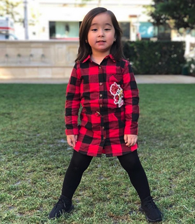 Scarlet Snow Belo
