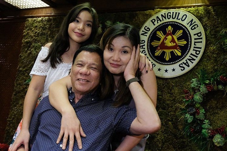 Dengvaxia Vaccine Shots