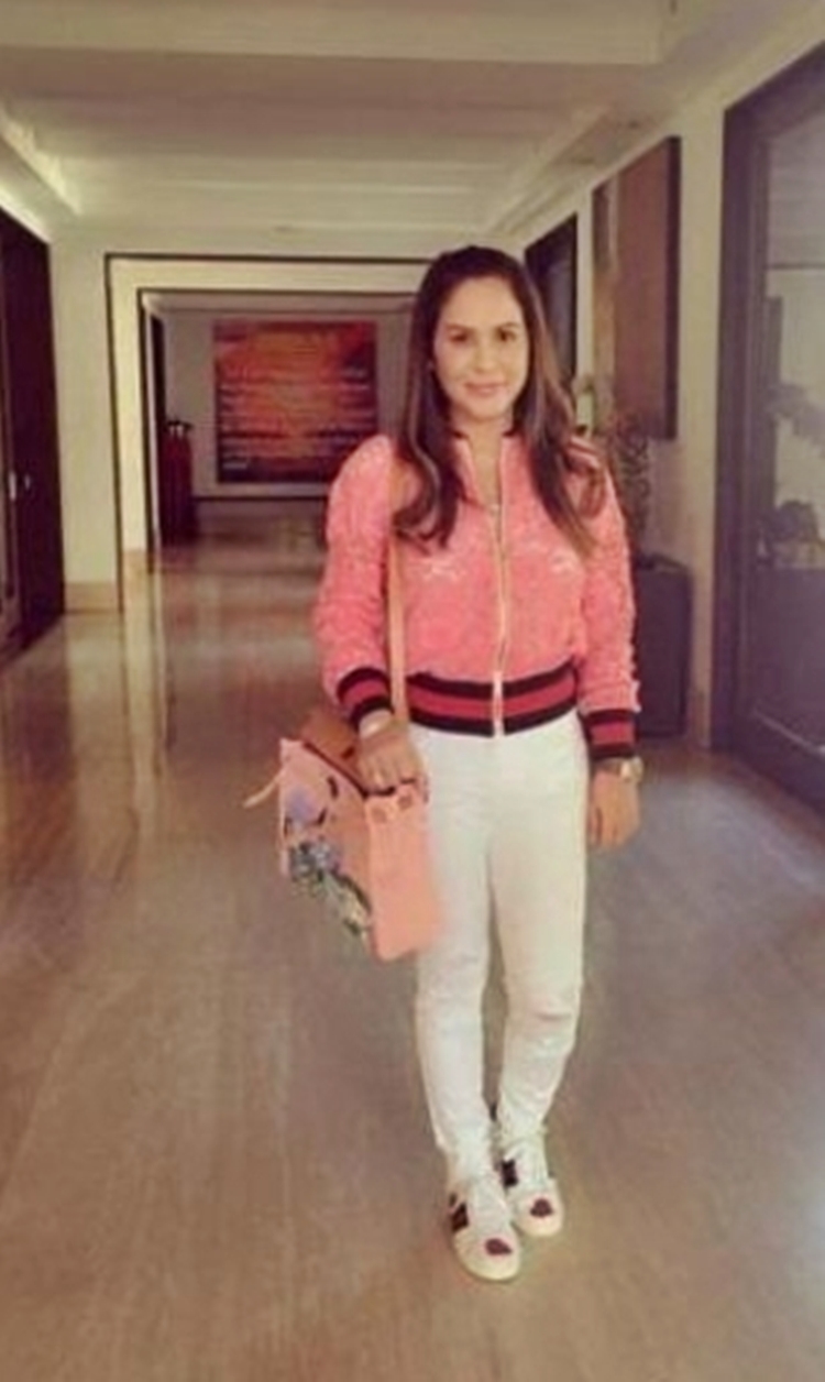 Jinkee Pacquiao 1996 Photo In Beauty Pageant Surfaces