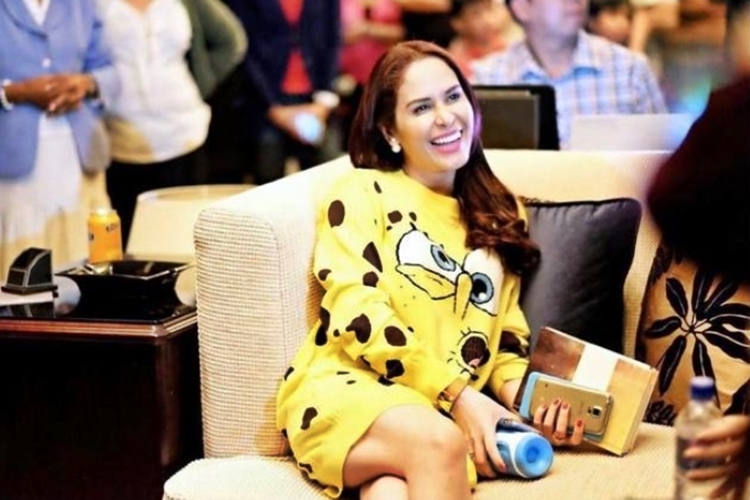 Jinkee Pacquiao 1996 Photo In Beauty Pageant Surfaces