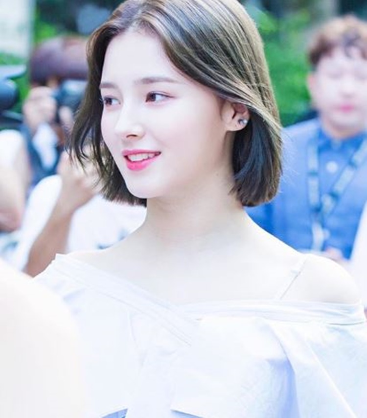 Facts About Nancy Jewel Mcdonie Of Momoland That You Should Know