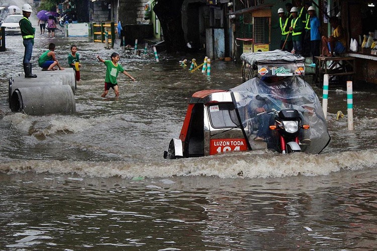Old Photos Of Street Floods In Manila Goes Viral, Earns Various ...