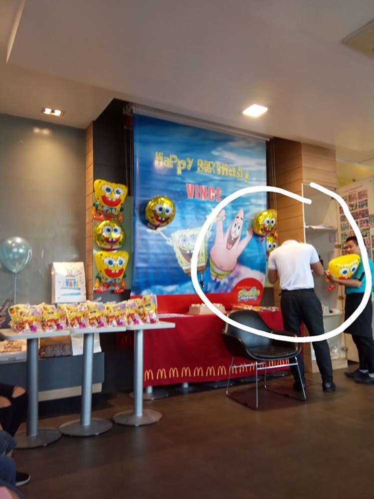 Fast-Food Chain Crew