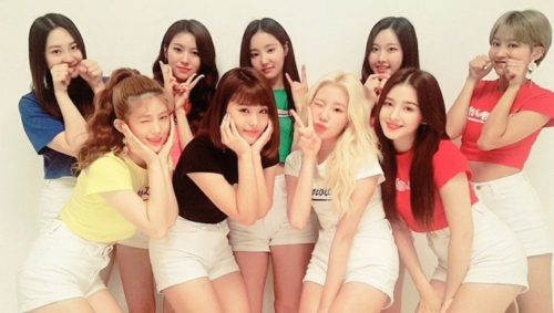 Momoland free concert